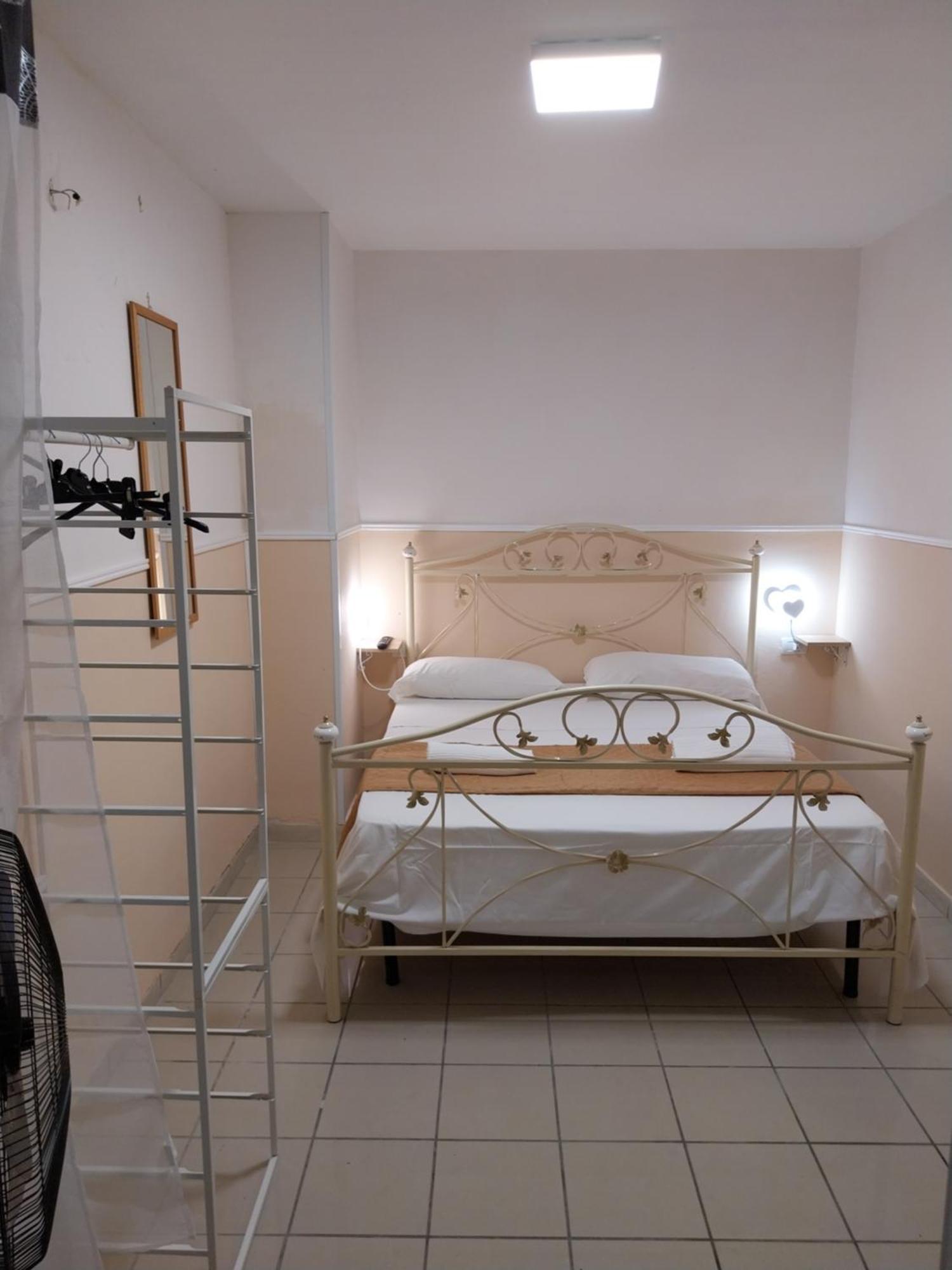 Sahary Hostel *